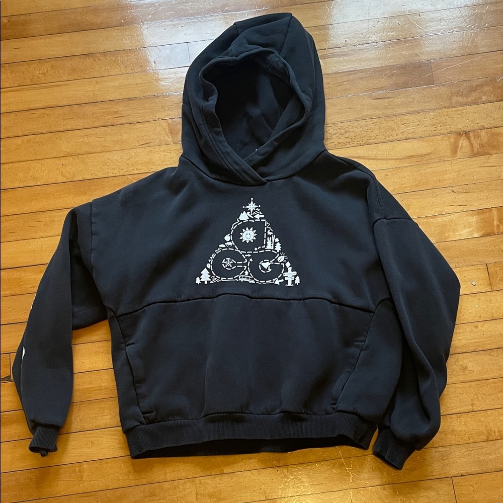Nike ACG Black Hoodie Youth Girls XL